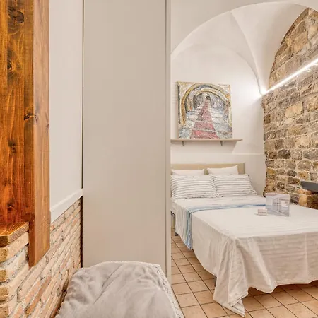 Caratteristico In Centro - Happy Apartment *